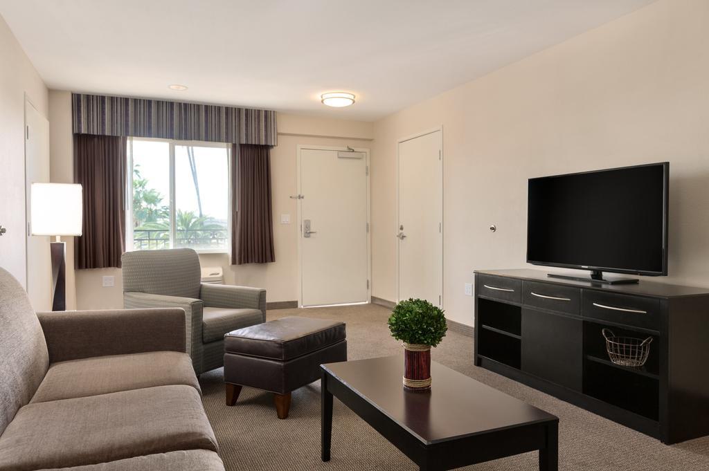 Grand Legacy At The Park Hotel