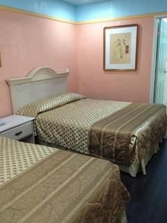 Riviera Motel