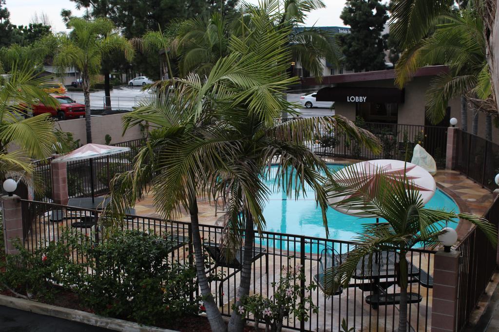 Budget Near Disneyland Drive 2* Anaheim