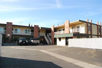 Hotel Abby's Anaheimer - Across Disneyland Park 2*