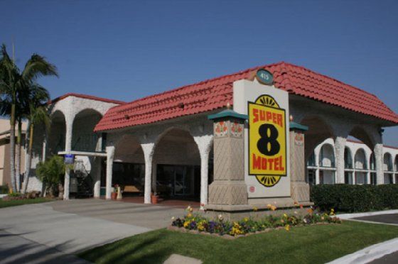 Kings At The Park & Convention Center Motel