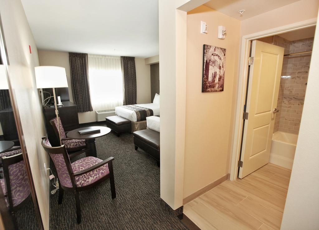 Hotel Grand Legacy At The Park 3*