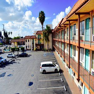 Hotel Days By Wyndham Near The Park