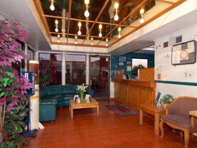 Econo North Motel 2*