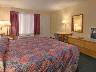 Super 8 By Wyndham Anaheim/disneyland Drive 2*