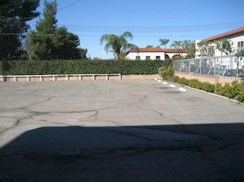 Kona Motel 2*
