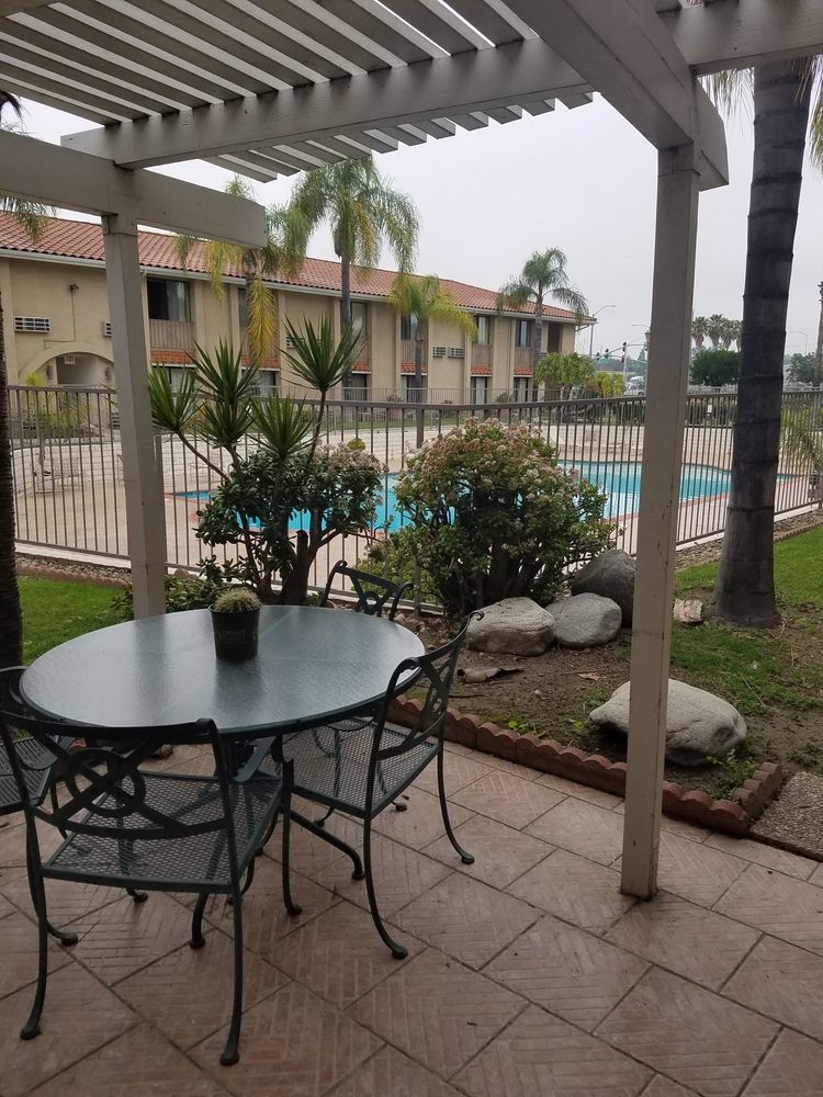 6 - Hills, Ca Hotel Anaheim