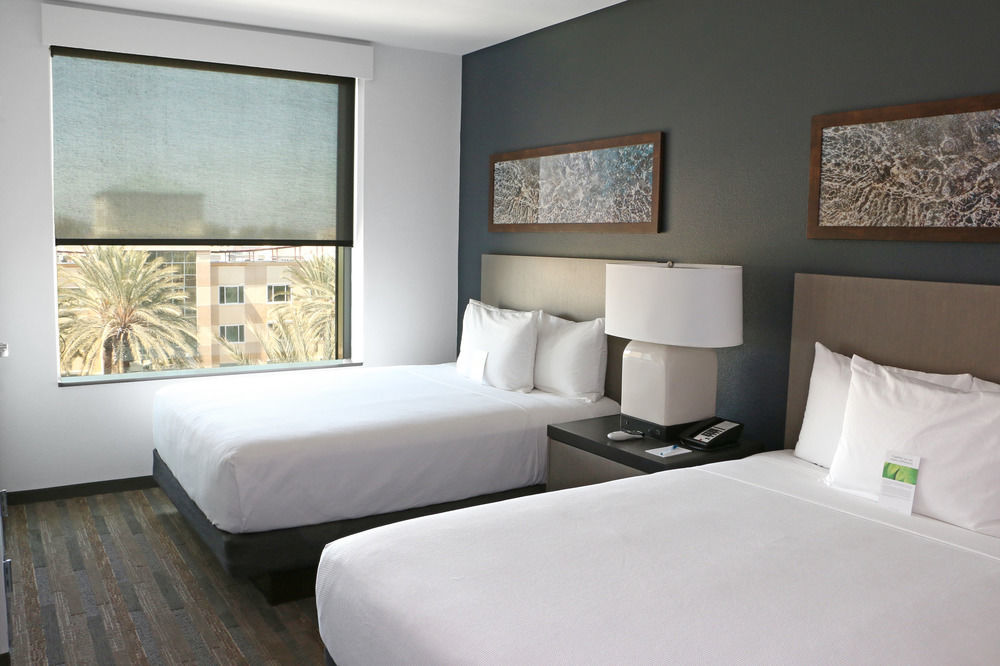 Hyatt House At Resort/convention Center 3*