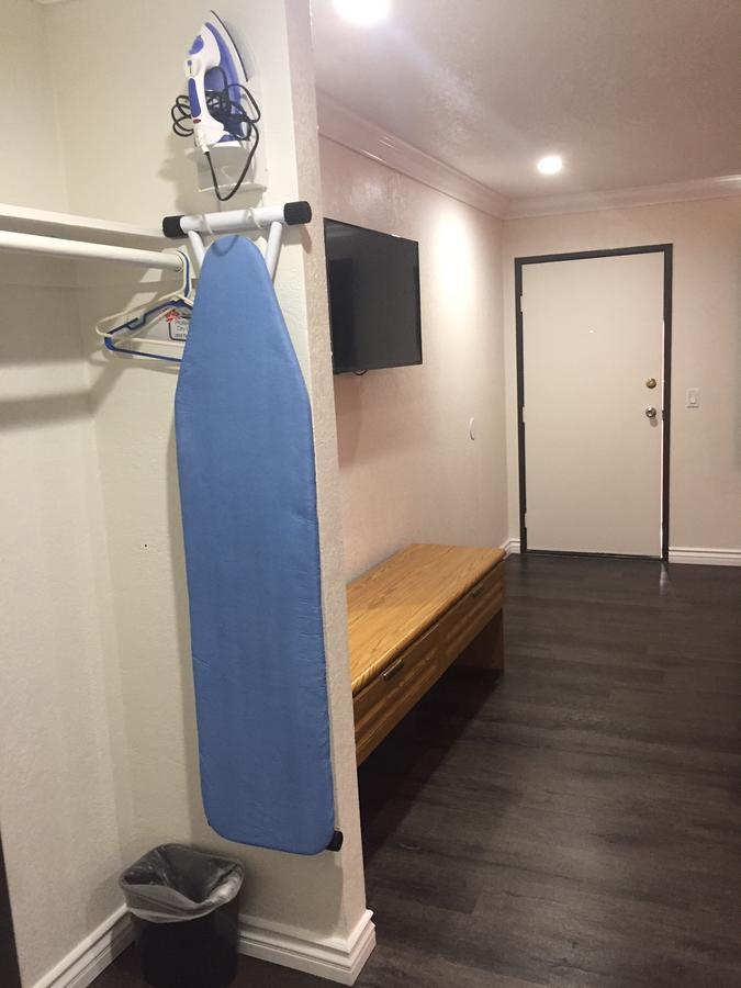 Motel Welcome & 2*