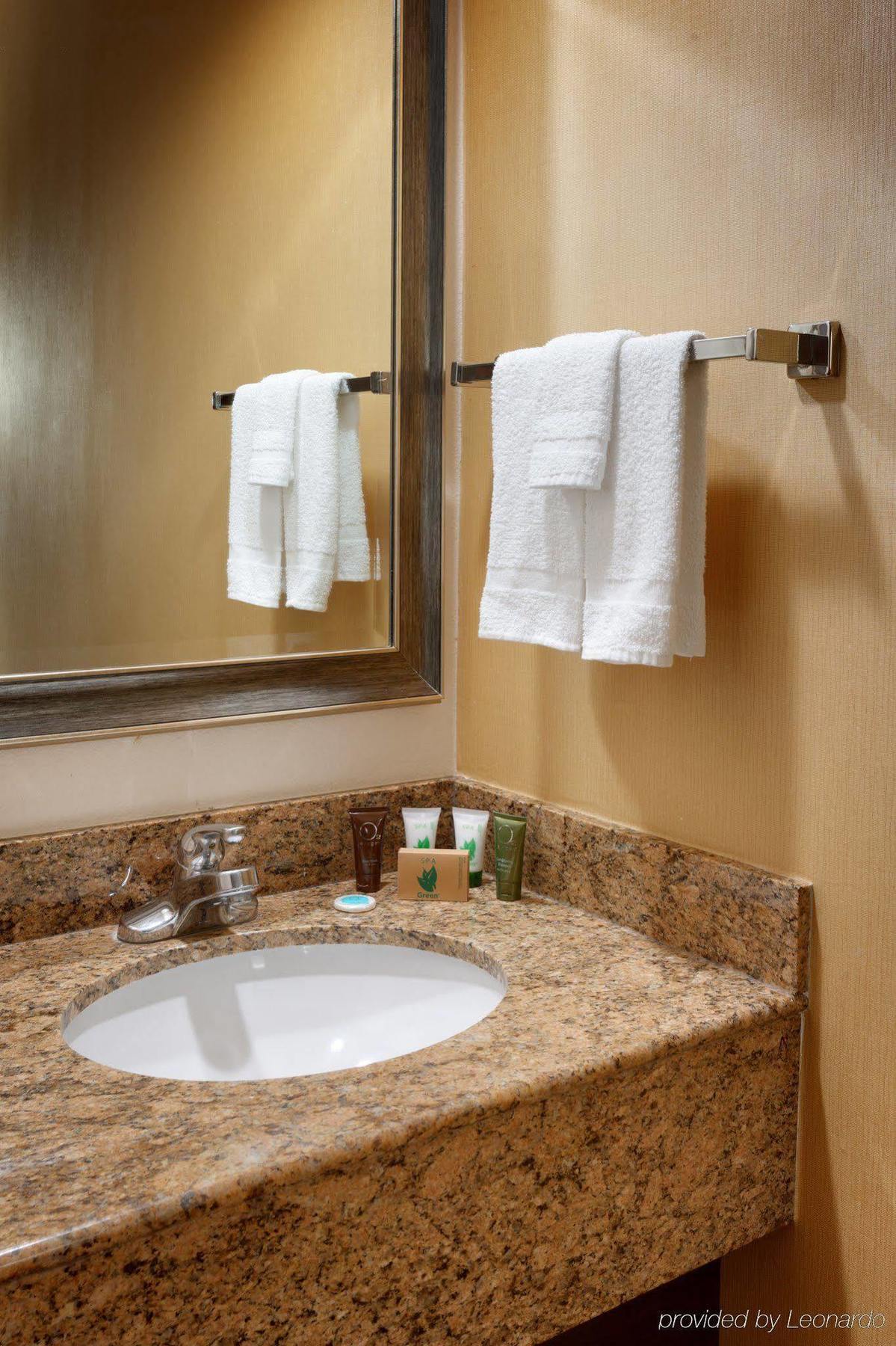 Hotel Cortona And Anaheim