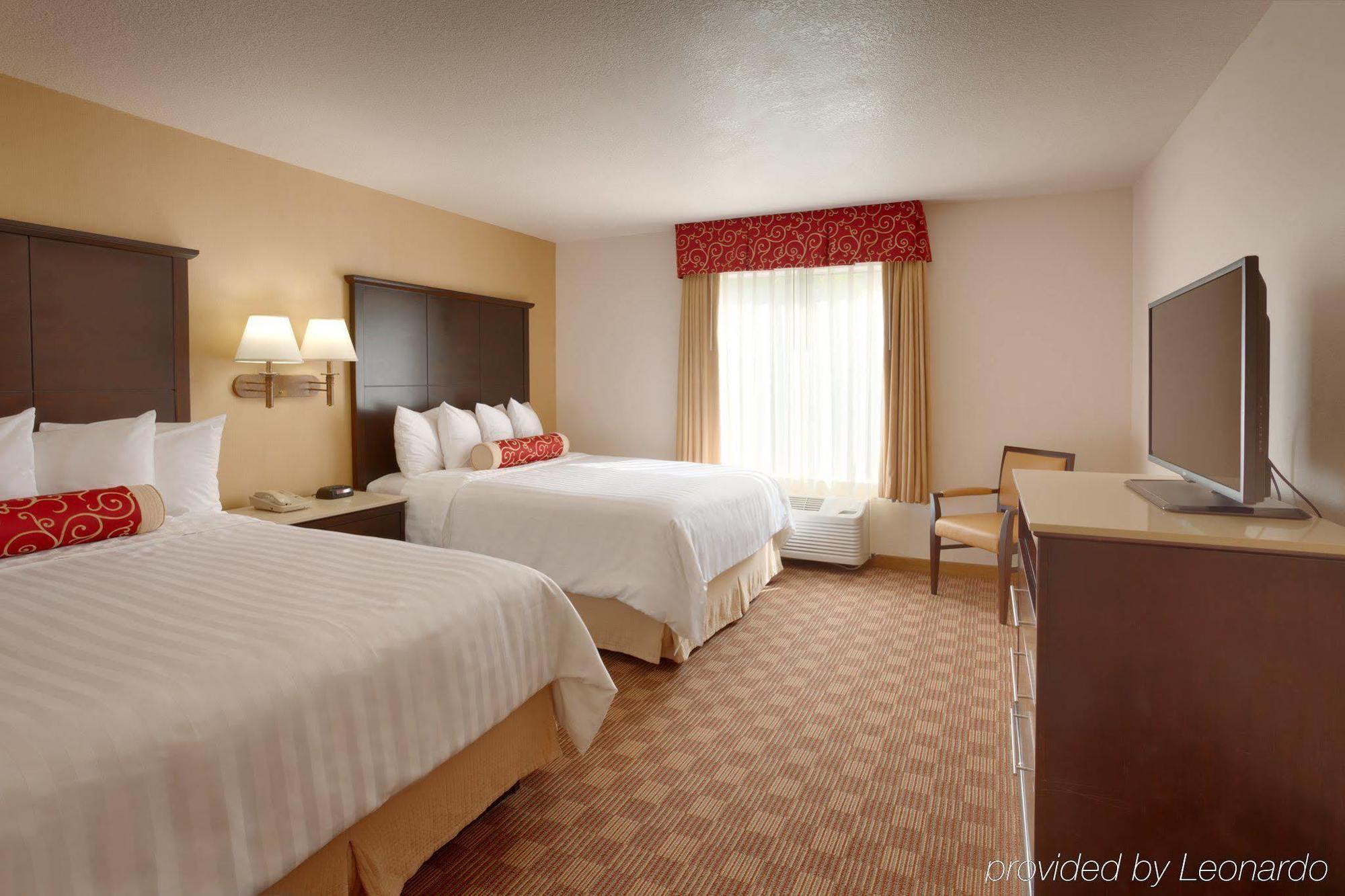 Cortona And Hotel Anaheim