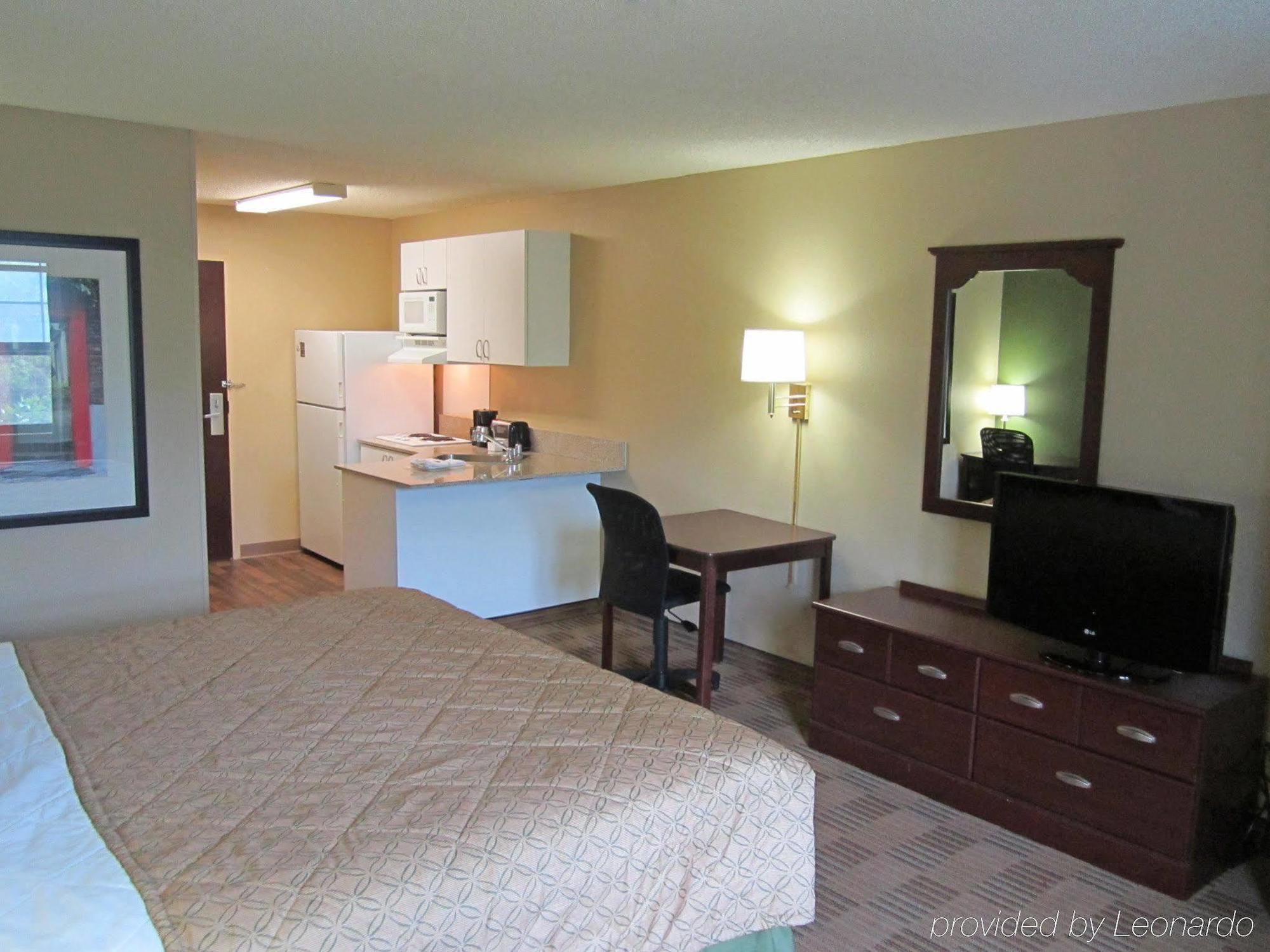 Extended - Yorba Linda Hotel