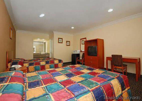 Hotel 6-anaheim, Ca - Convention Center Anaheim