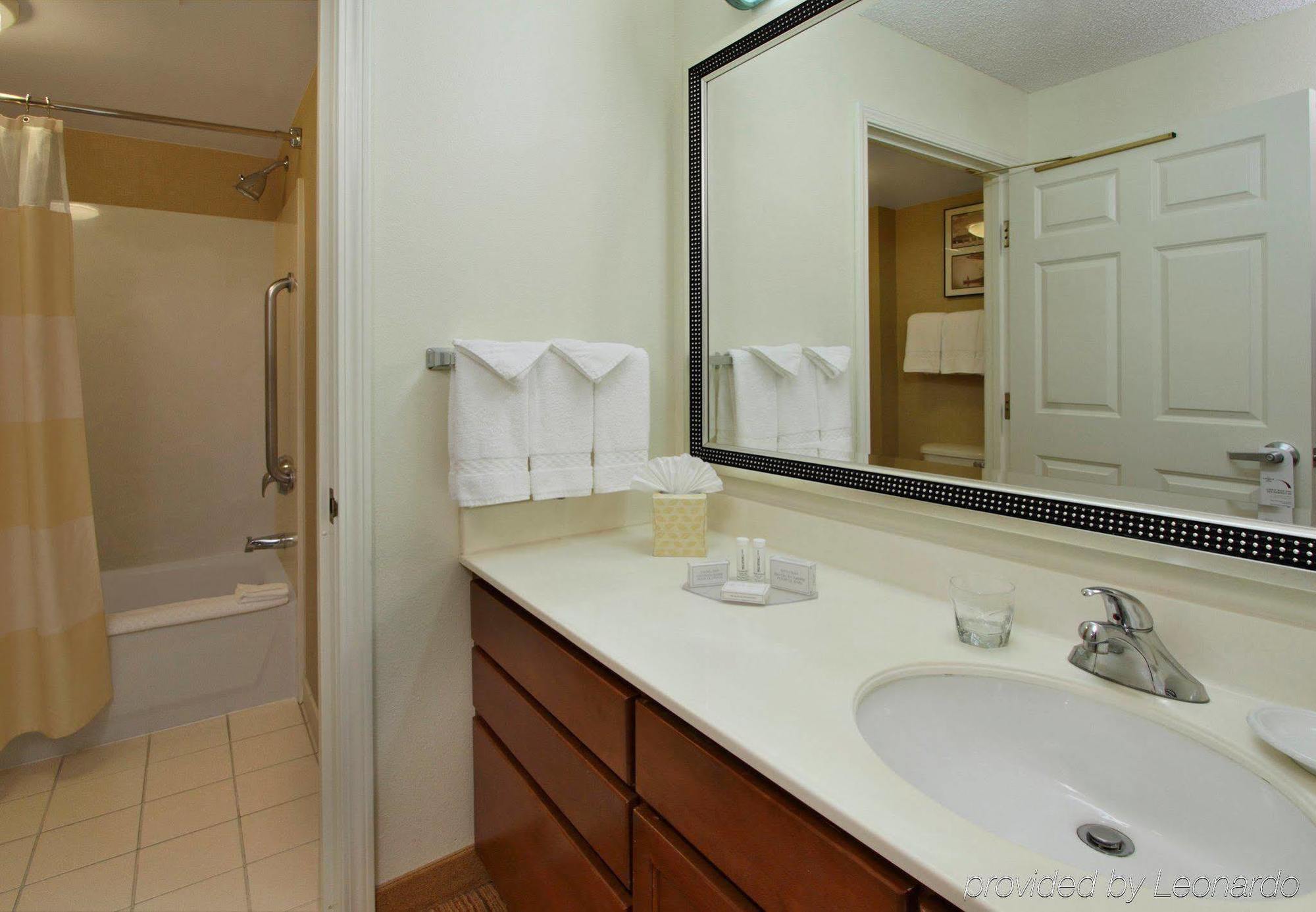 Hills Yorba Linda 3*
