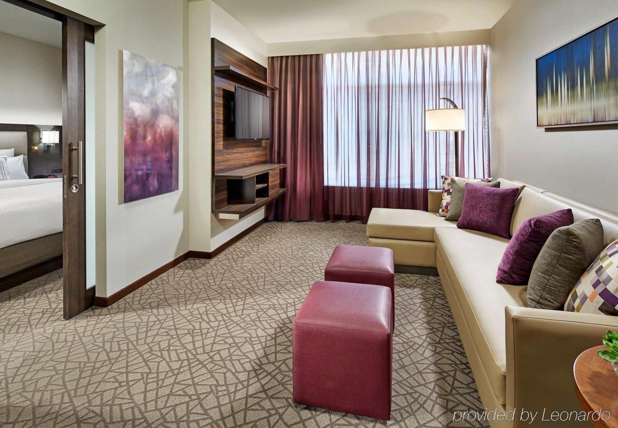 Hotel By Marriott At Resort/convention Center 3*