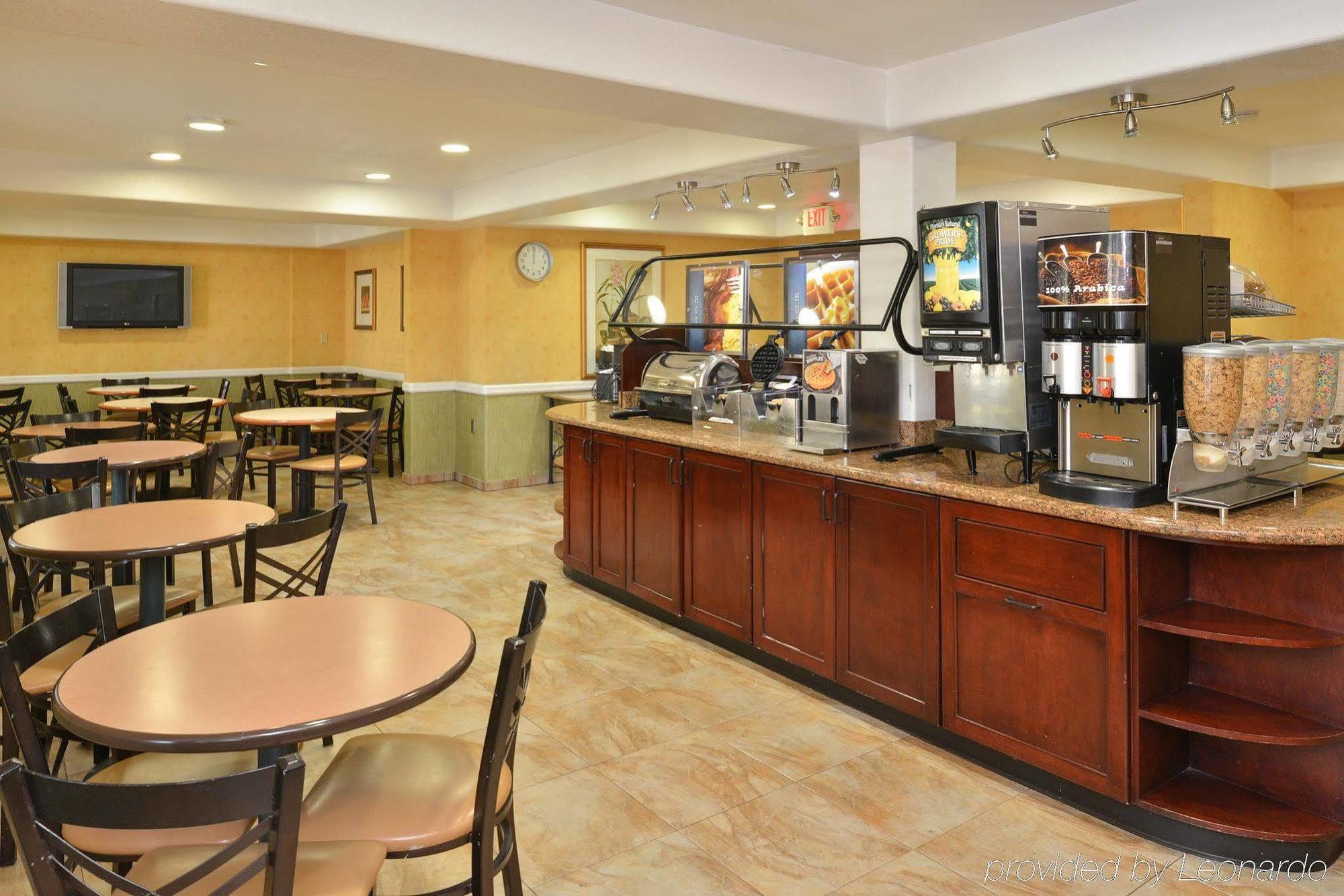 Western Raffles & 3* Anaheim