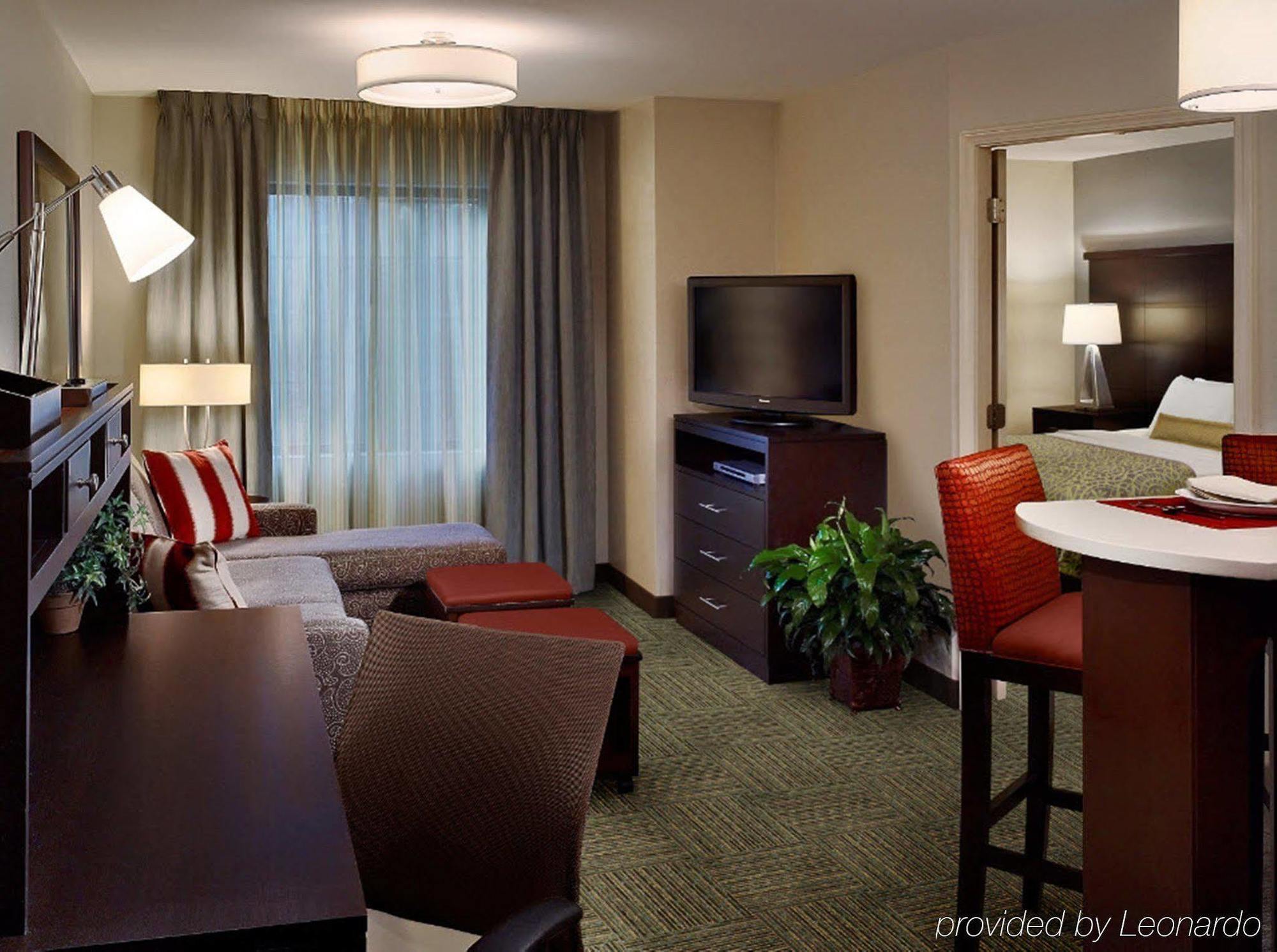 Hotel Staybridge At The Park By Ihg