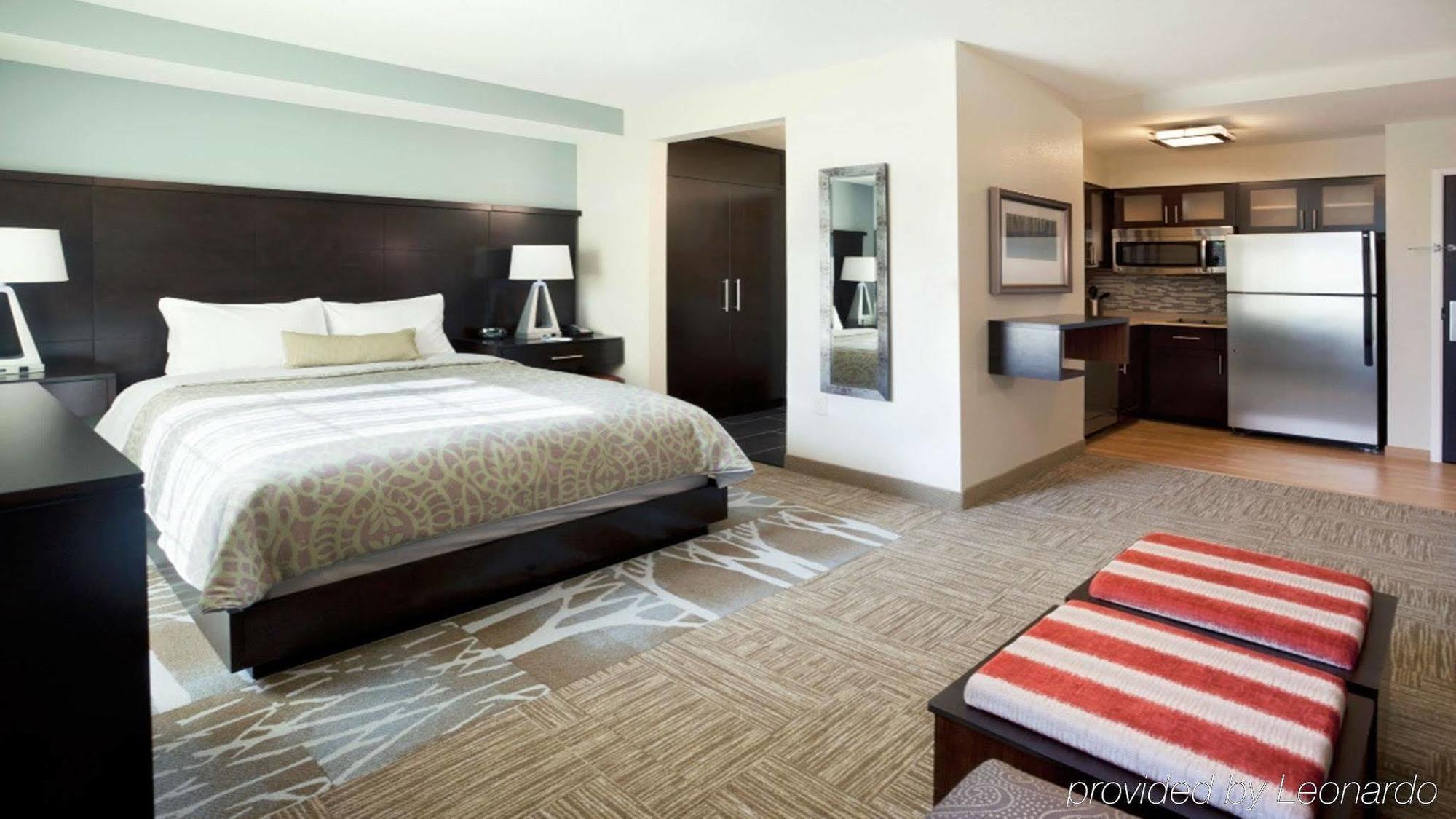 Staybridge At The Park By Ihg Anaheim