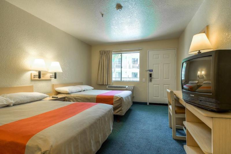 6-anaheim, Ca - Buena Park 2* Anaheim
