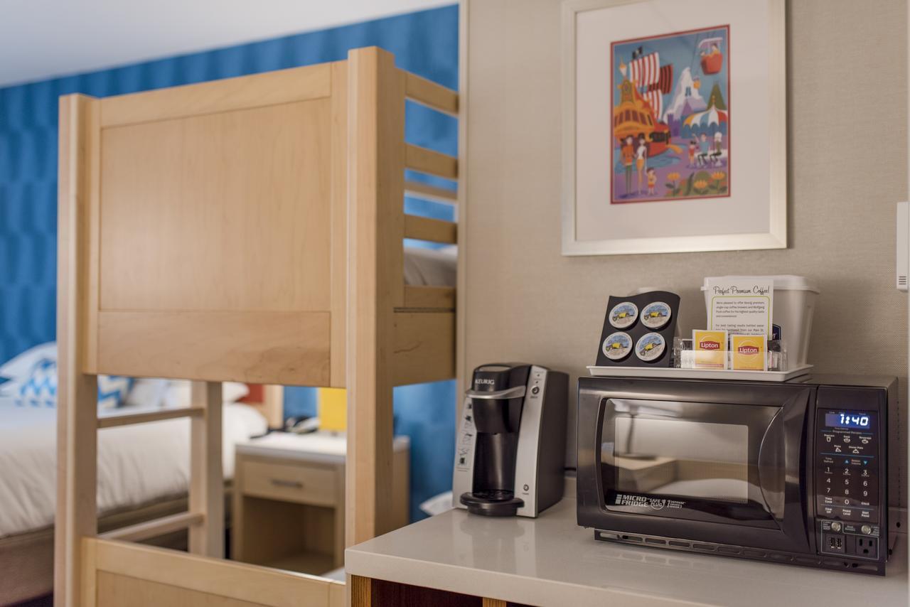 Howard Johnson By Wyndham & Water Playground Hotel 3*