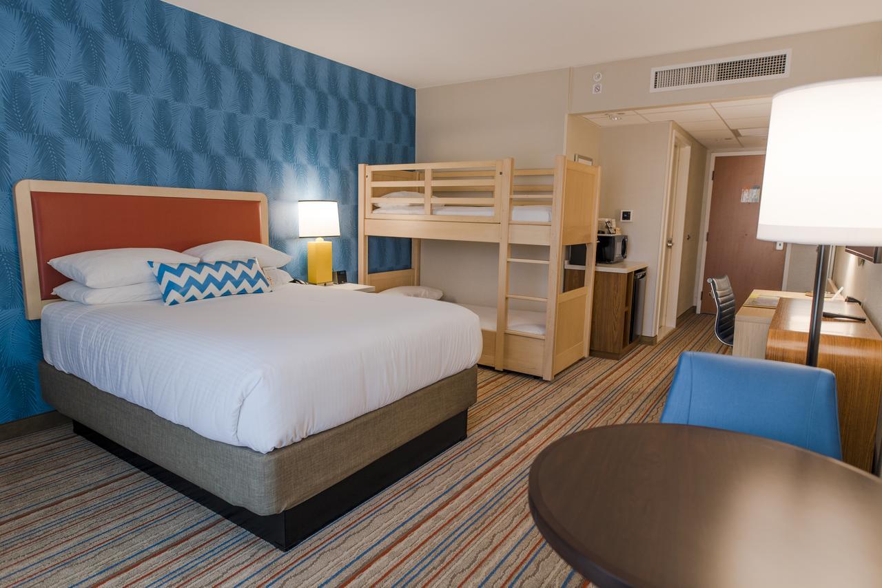 Howard Johnson By Wyndham & Water Playground 3* Anaheim
