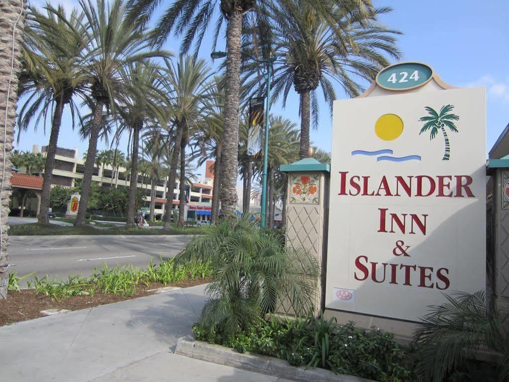 Islander And Near Park And Convention Center 2*
