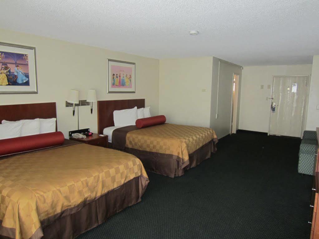 Travelodge & By Wyndham On Disneyland Dr Hotel Anaheim