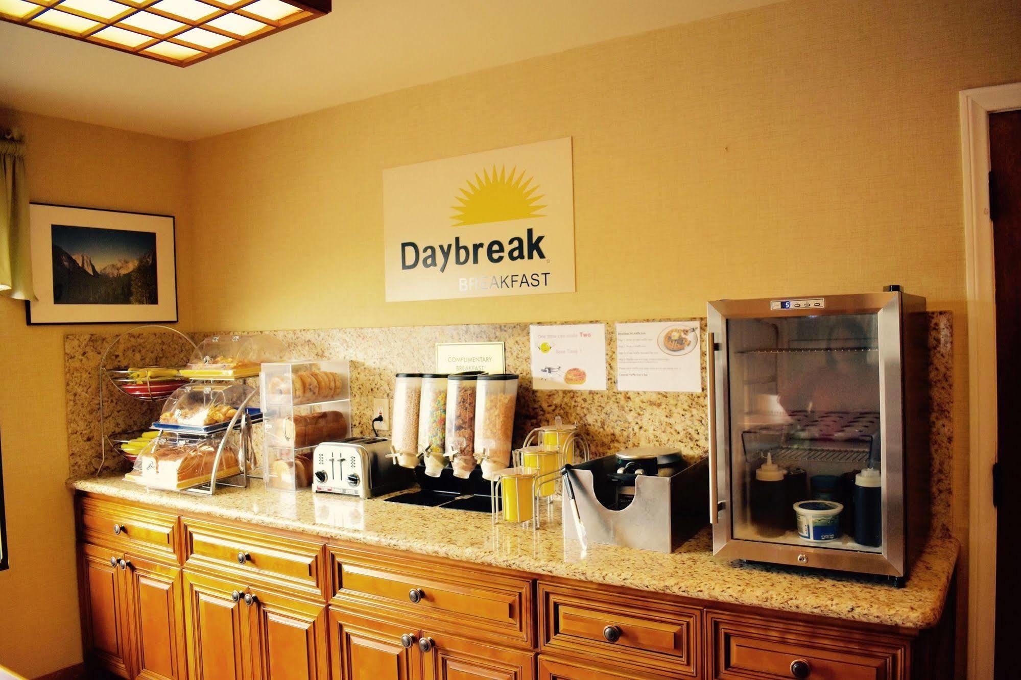 Hotel Days By Wyndham Near The Park Anaheim
