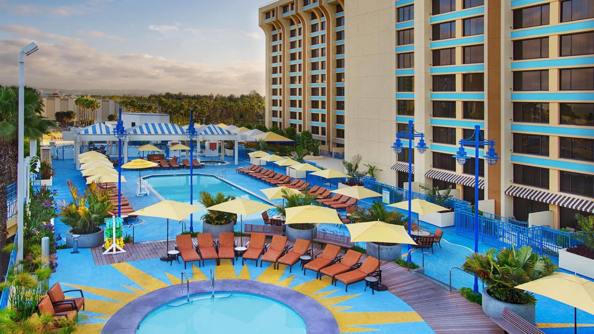 Hotel Disneys Paradise Pier Anaheim