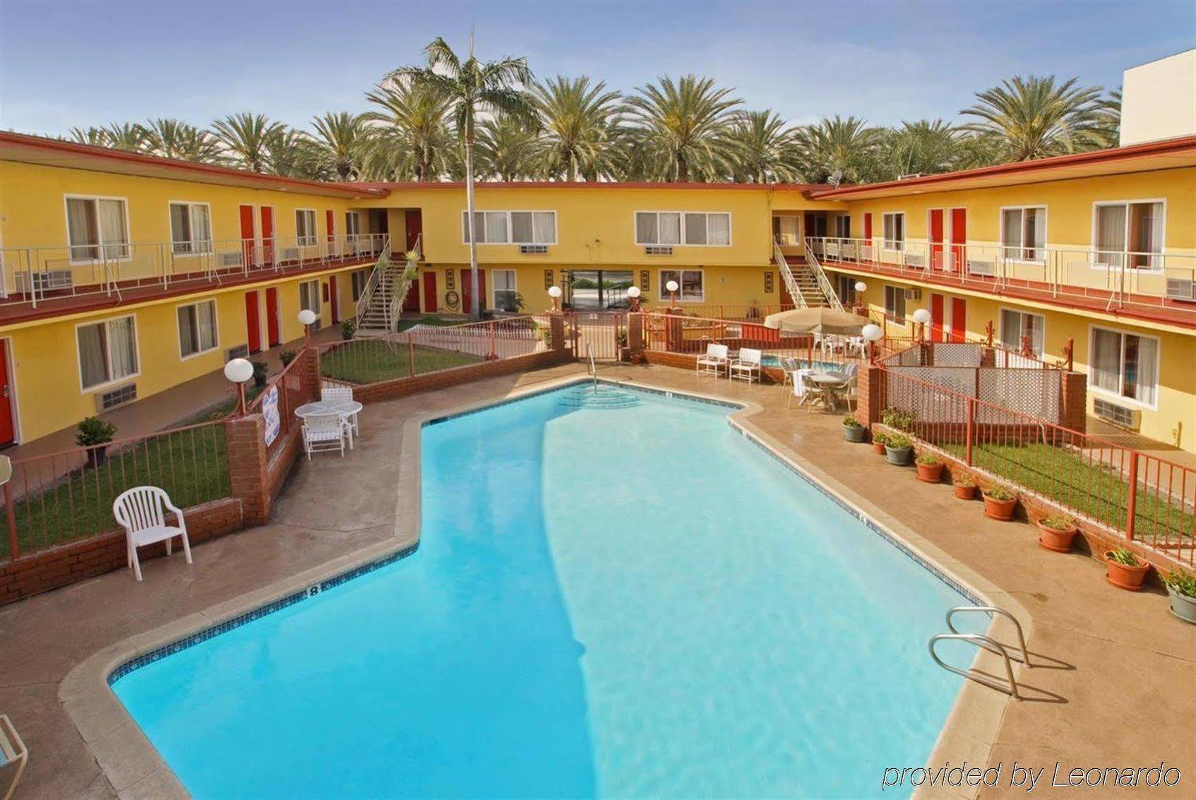 Americas Value & 2* Anaheim