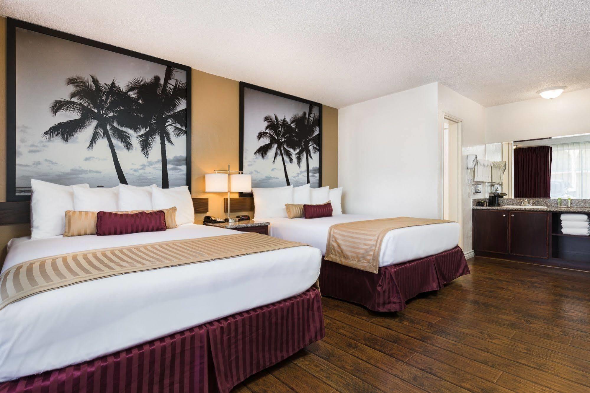 Kings At The Park & Convention Center Motel