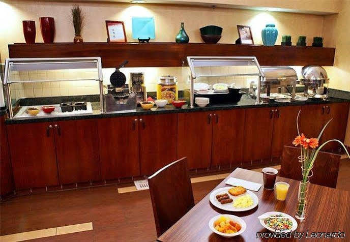 Hotel Hills Yorba Linda 3*