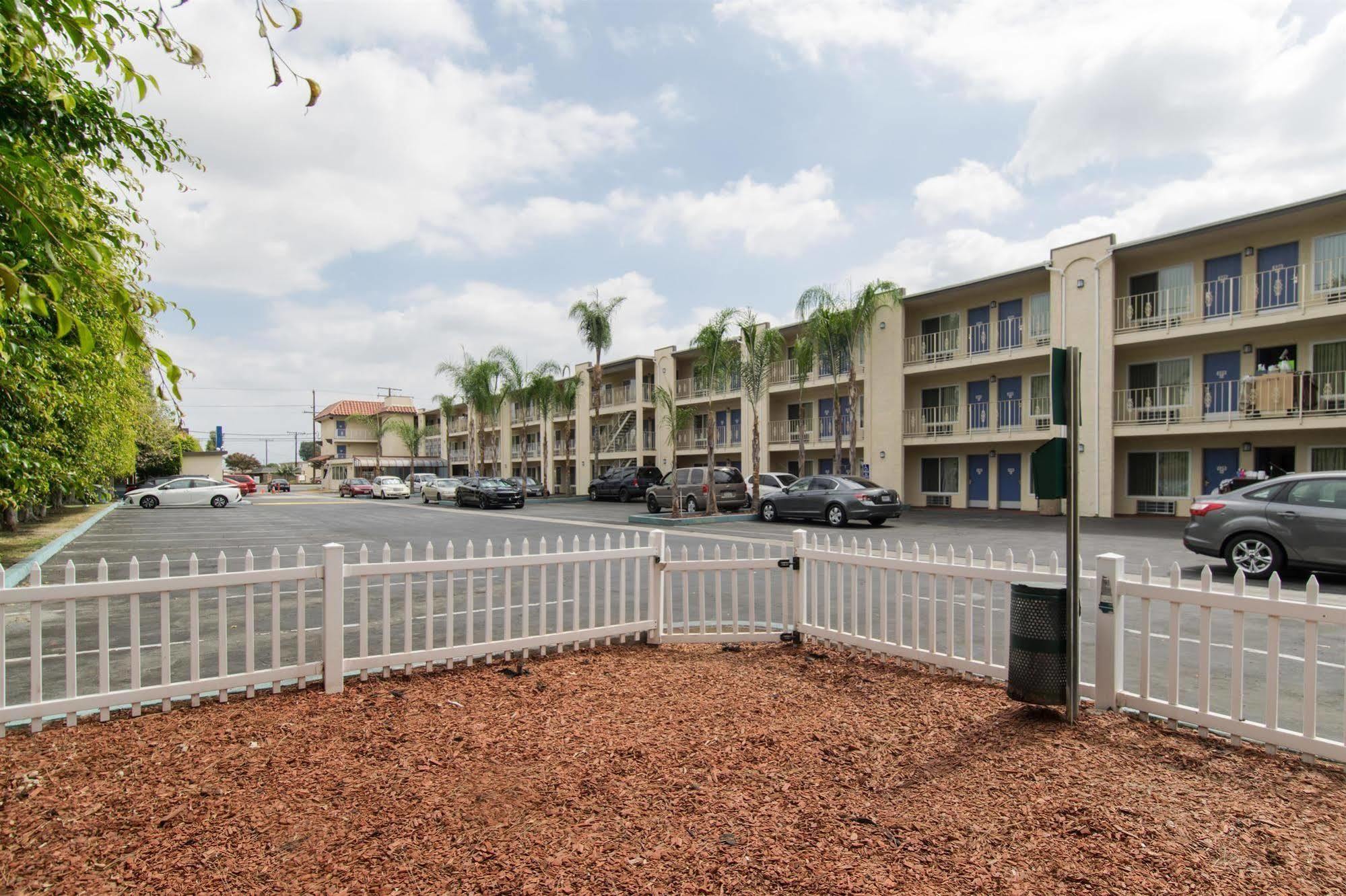 6-anaheim, Ca - Buena Park 2*