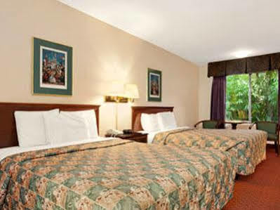 Days & By Wyndham At Disneyland Park 2* Anaheim
