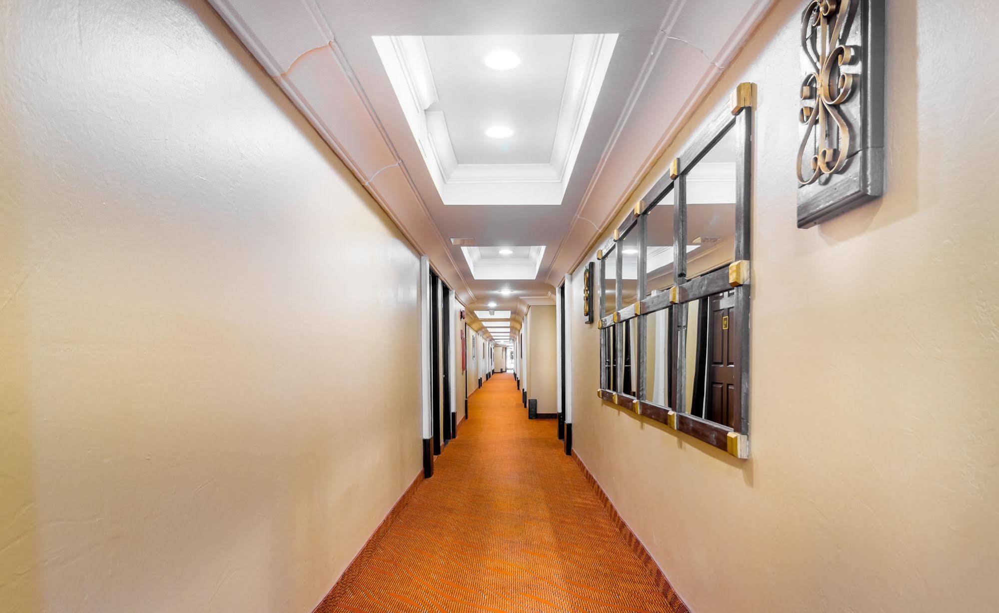 The Lemon Tree Hotel Anaheim