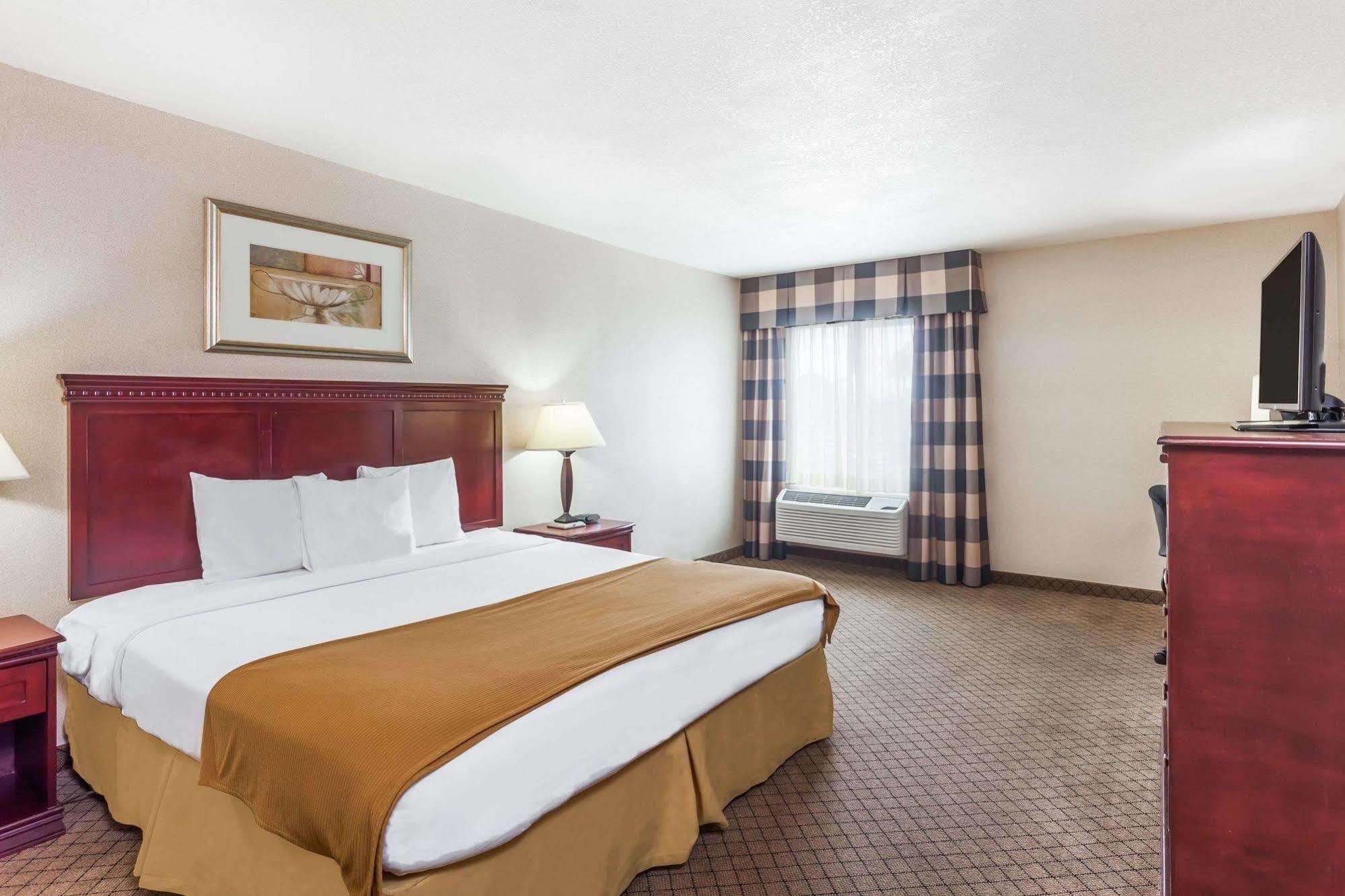 Express - West 3* Anaheim
