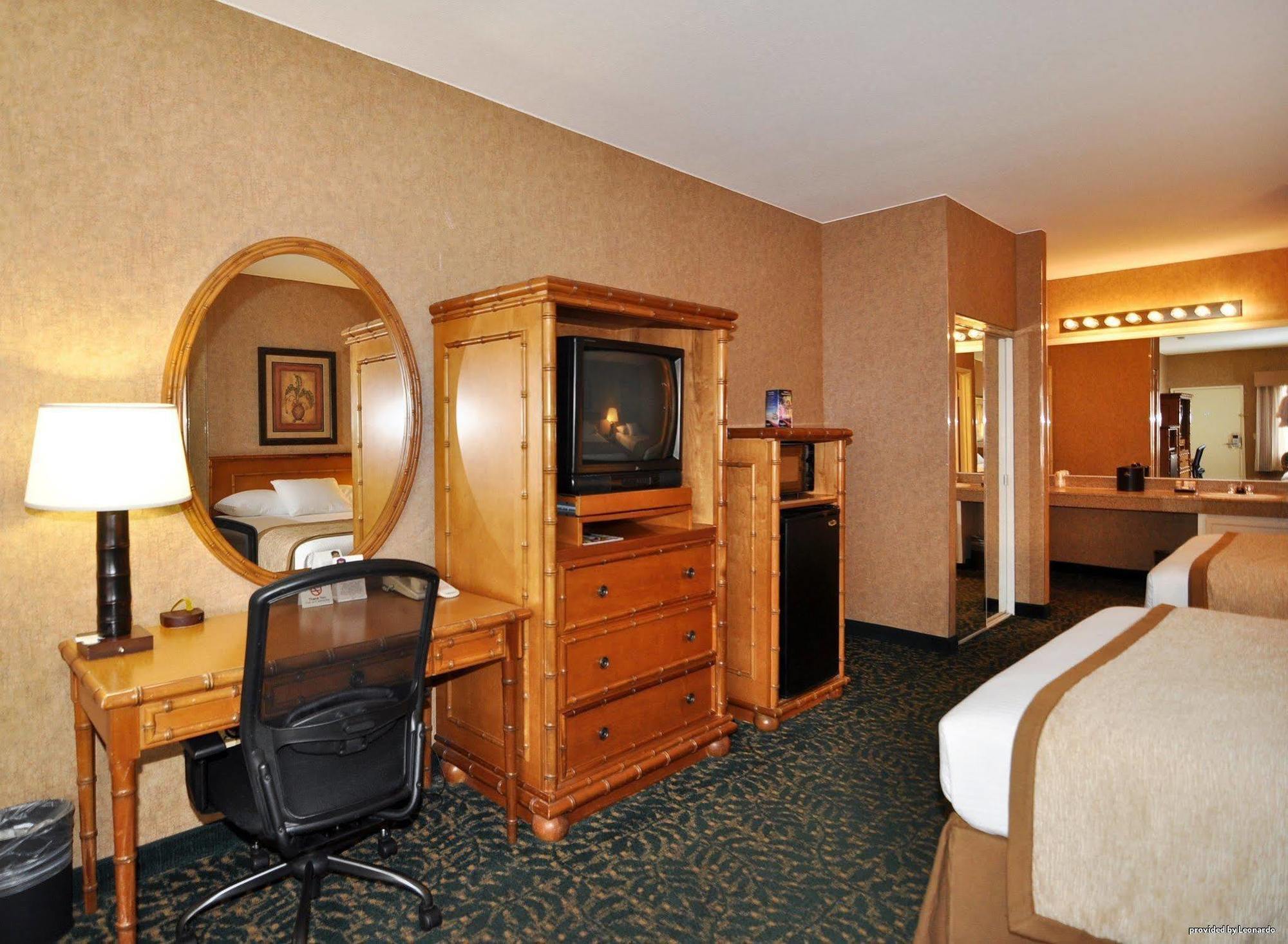 Western Park Place - Mini Hotel 3*