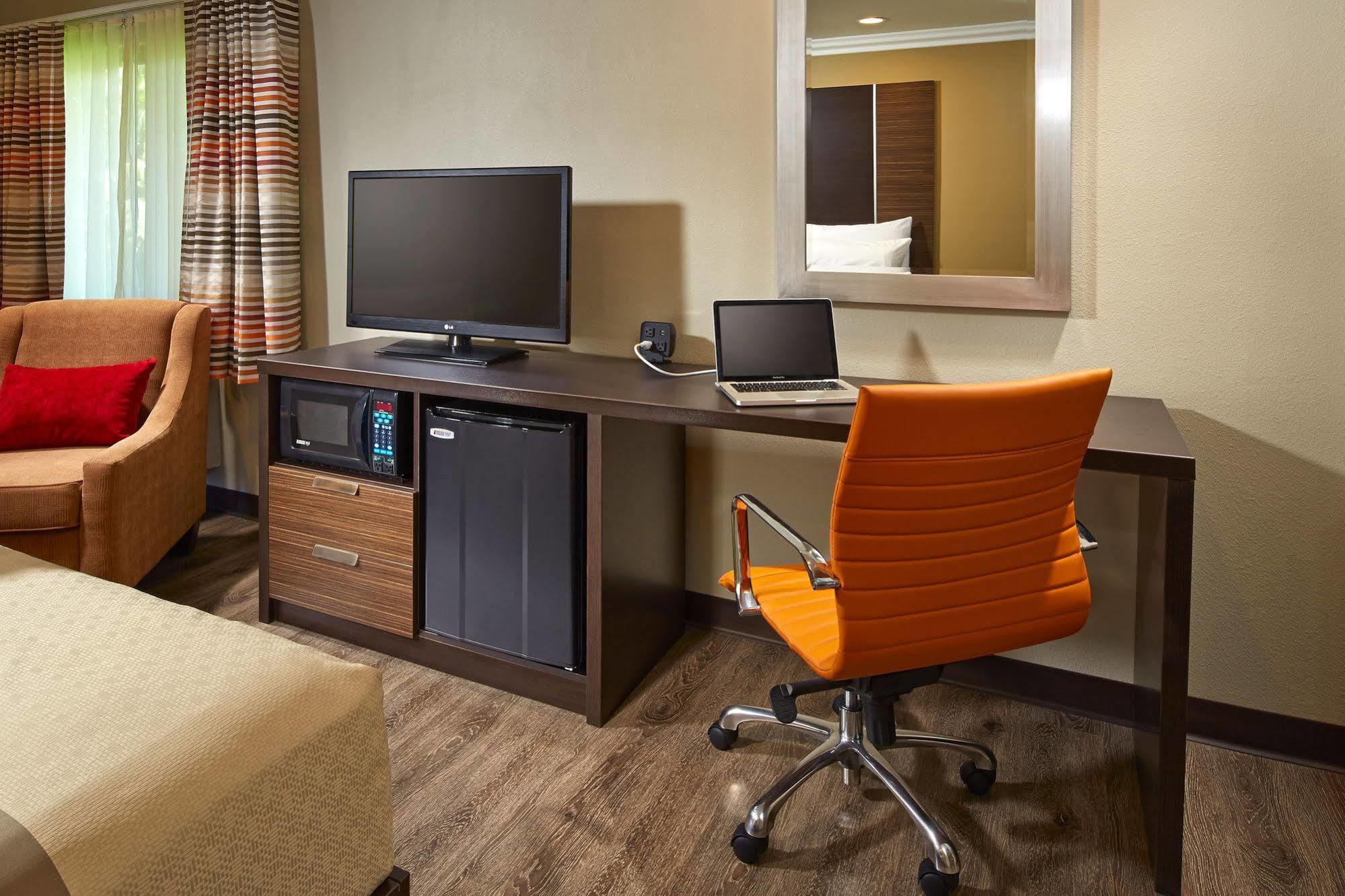 Motel Eden Roc & Near The Maingate Anaheim