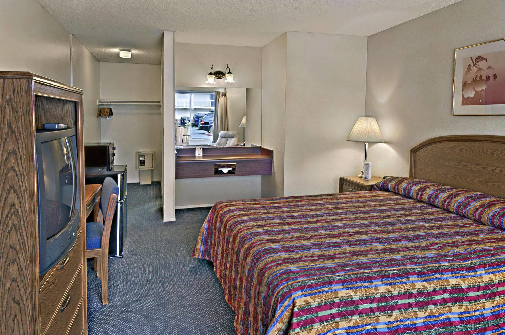 Hotel Ramada By Wyndham Convention Center