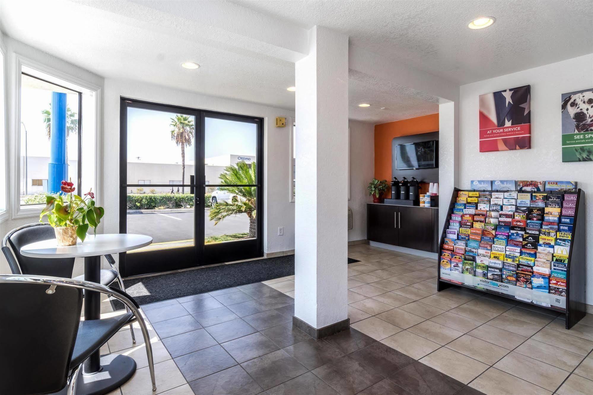 6-anaheim, Ca - Fullerton East 2*