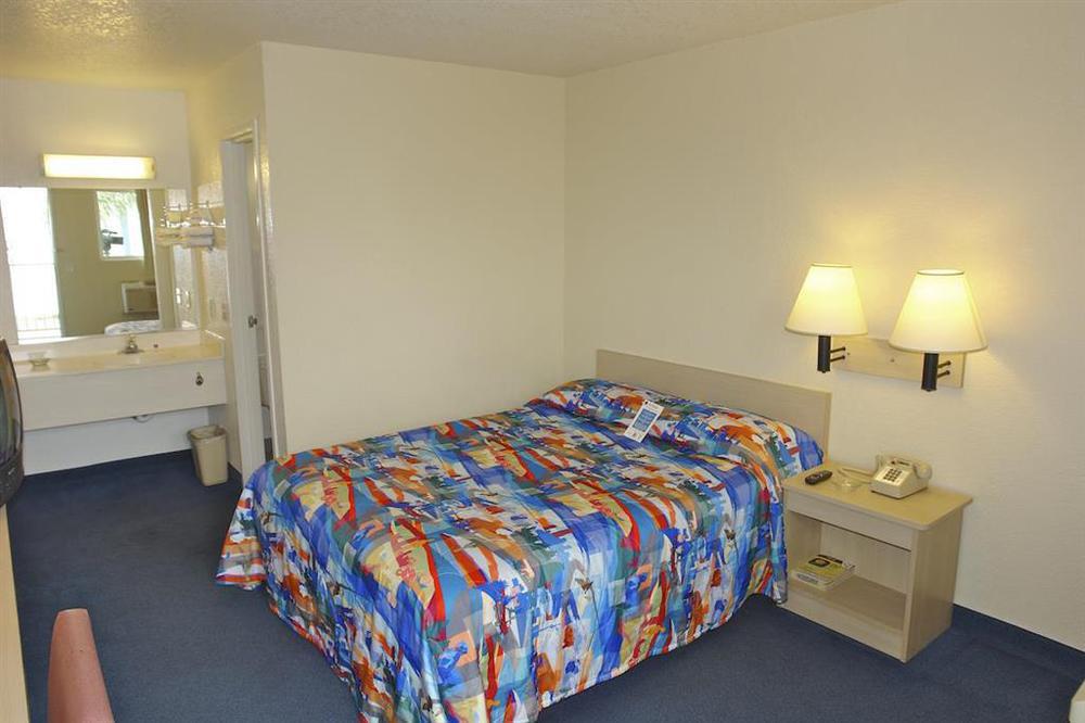 6-anaheim, Ca - Fullerton East