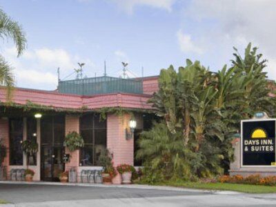 Motel Days & By Wyndham At Disneyland Park