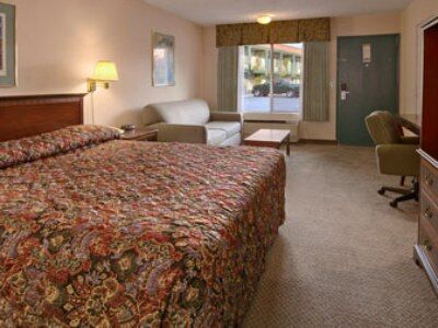 Days & By Wyndham At Disneyland Park Motel