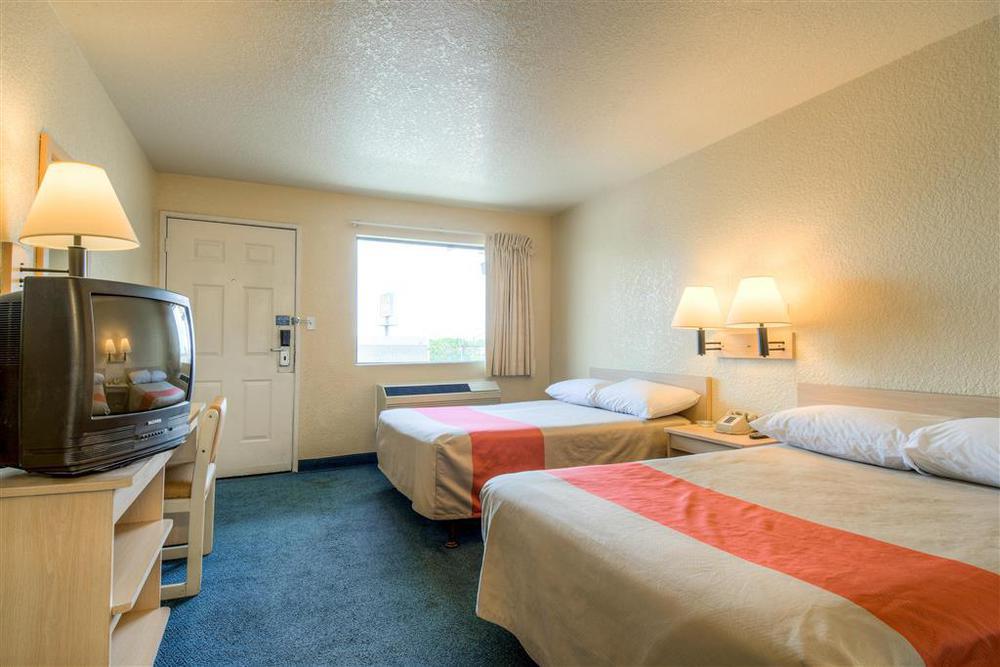 6-anaheim, Ca - Fullerton East 2* Anaheim