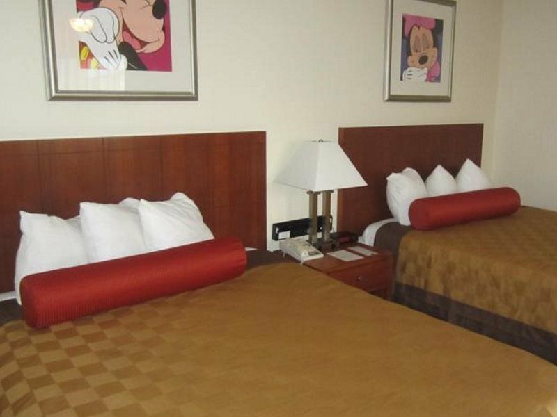 Travelodge & By Wyndham On Disneyland Dr Hotel Anaheim