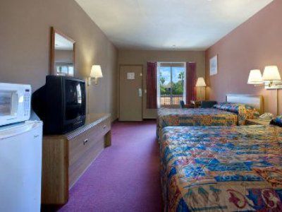 Super 8 By Wyndham Anaheim/disneyland Drive Hotel Anaheim