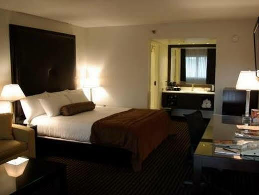 Four Points By Sheraton Hotel 4*