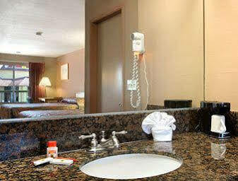 Super 8 By Wyndham Anaheim/disneyland Drive Hotel Anaheim