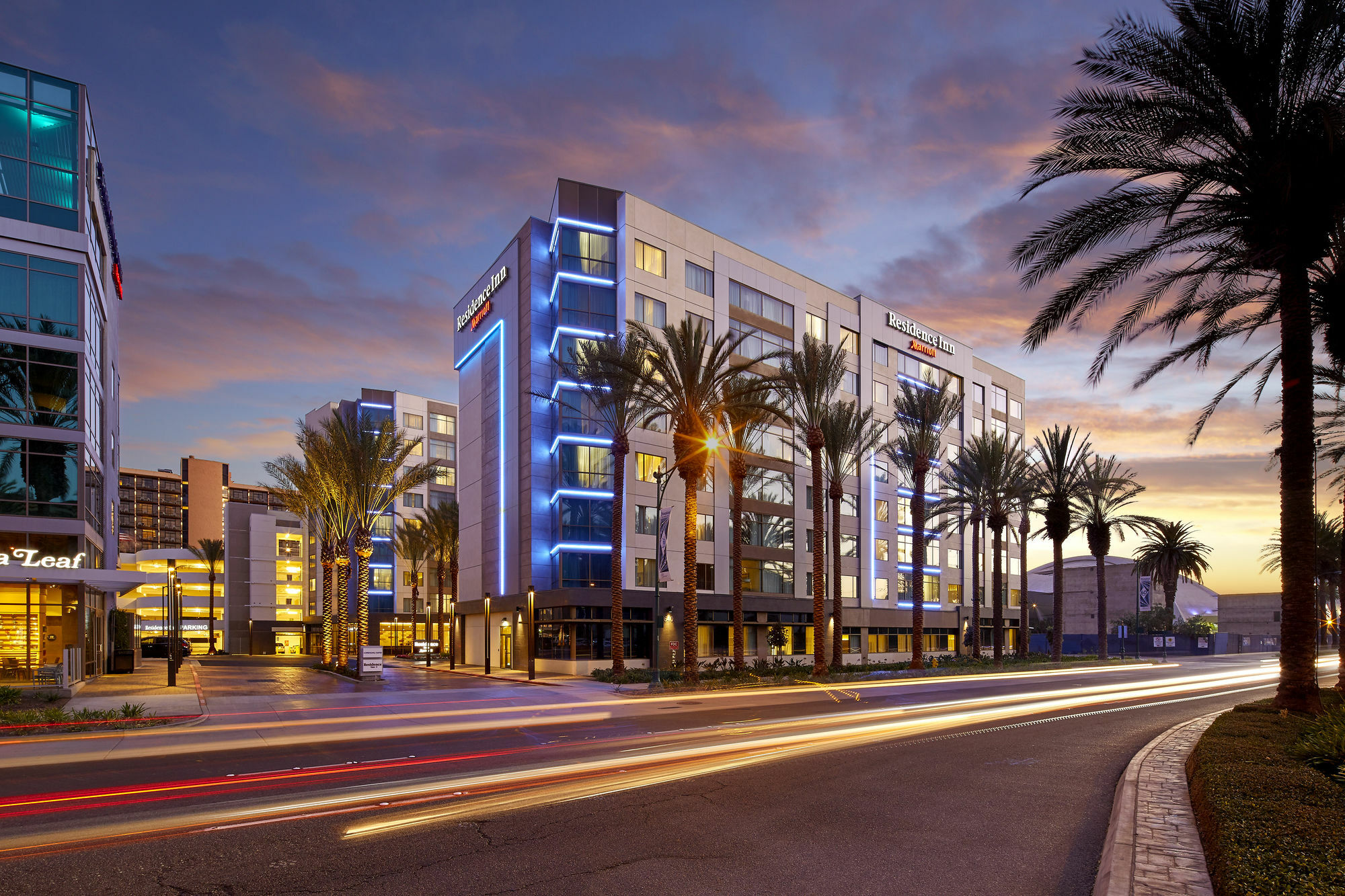 By Marriott At Resort/convention Center Hotel 3*