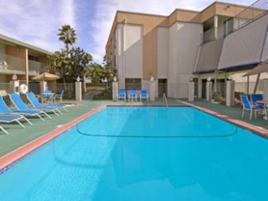 Travelodge & By Wyndham On Disneyland Dr Hotel